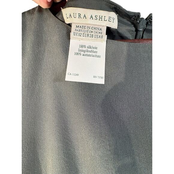 Vintage 1990s Sea Green 8 Laura Ashley Shift Dress 100% Silk Academic Minimalist - Picture 4 of 6